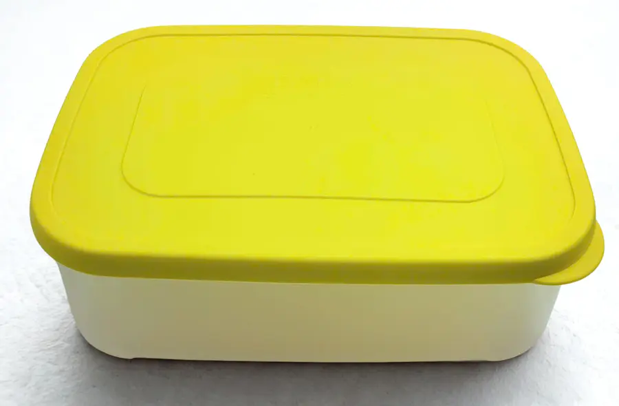 Hộp thực phẩm AKIKO 2000ml